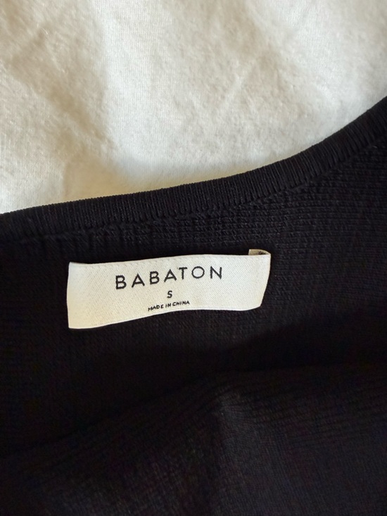 Aritzia Black One-Shoulder Ribbed Tank Top - Picture 3 of 3